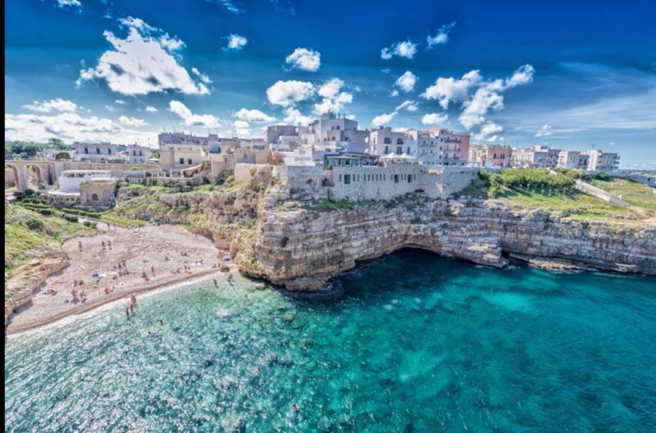 Case Vacanza E Camere In Villa Isabella Con Parcheggio Custodito E Wifi جويا ديل كولي المظهر الخارجي الصورة