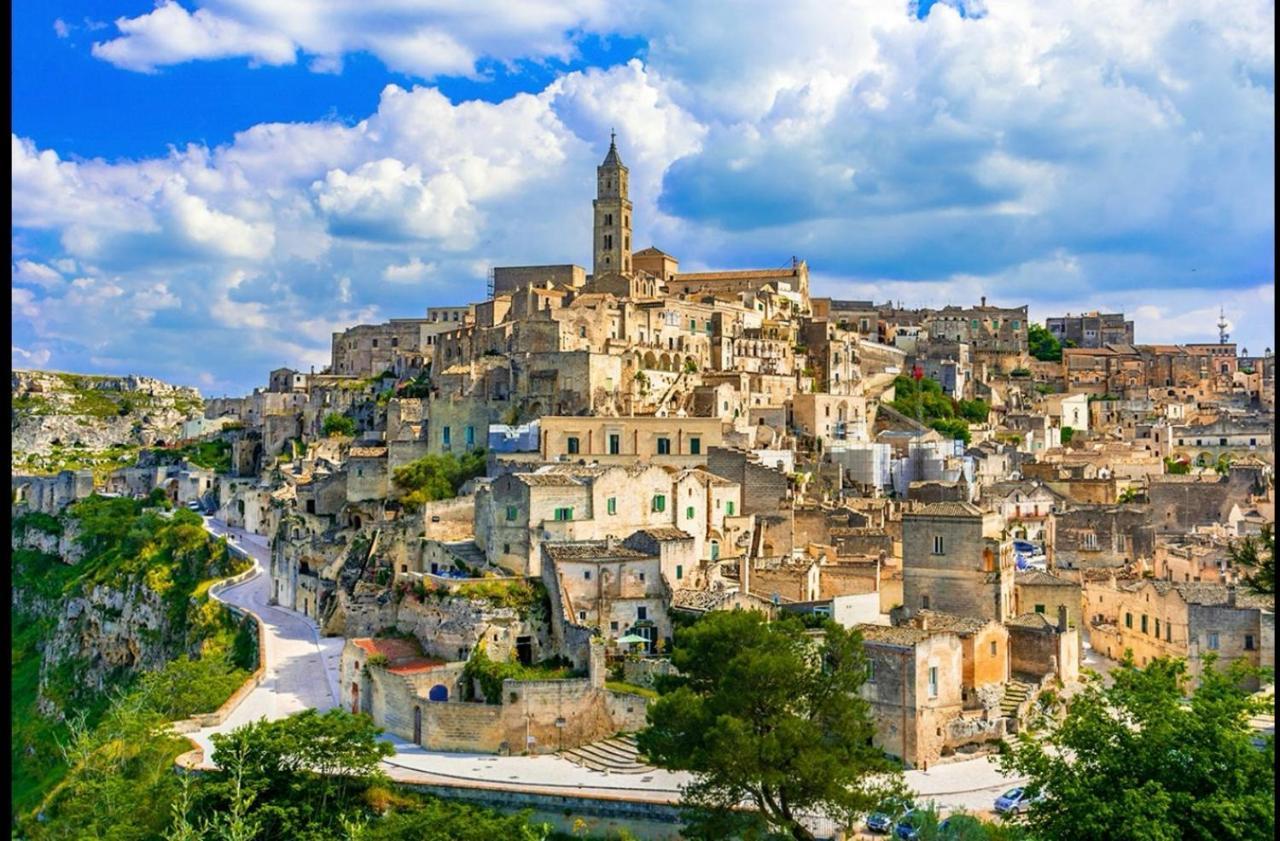 Case Vacanza E Camere In Villa Isabella Con Parcheggio Custodito E Wifi جويا ديل كولي المظهر الخارجي الصورة