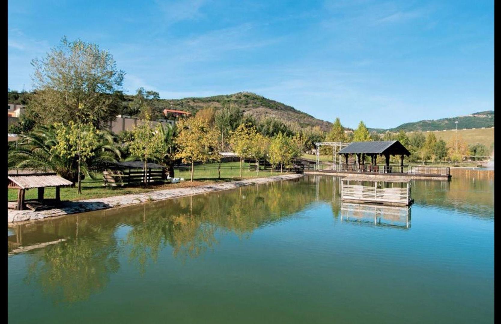 Case Vacanza E Camere In Villa Isabella Con Parcheggio Custodito E Wifi جويا ديل كولي المظهر الخارجي الصورة