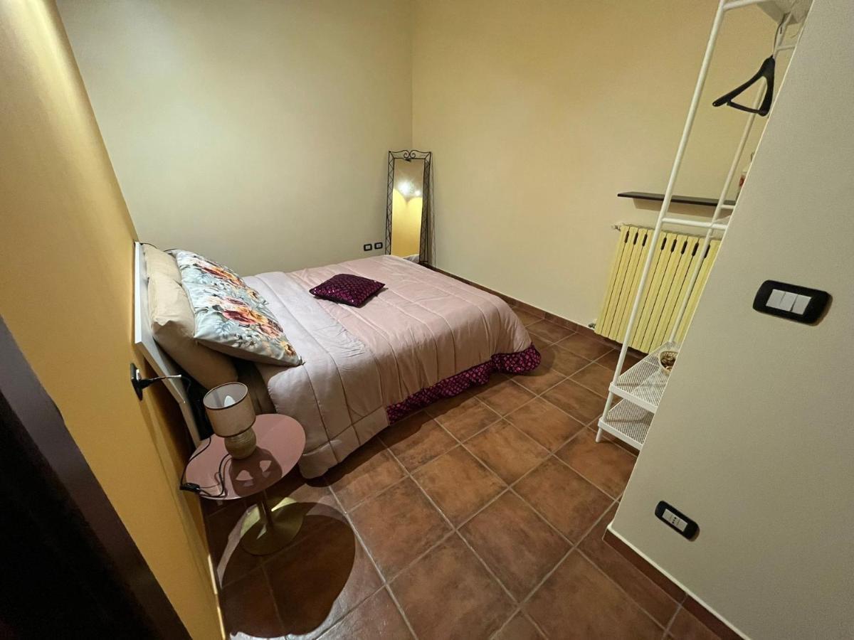 Case Vacanza E Camere In Villa Isabella Con Parcheggio Custodito E Wifi جويا ديل كولي المظهر الخارجي الصورة