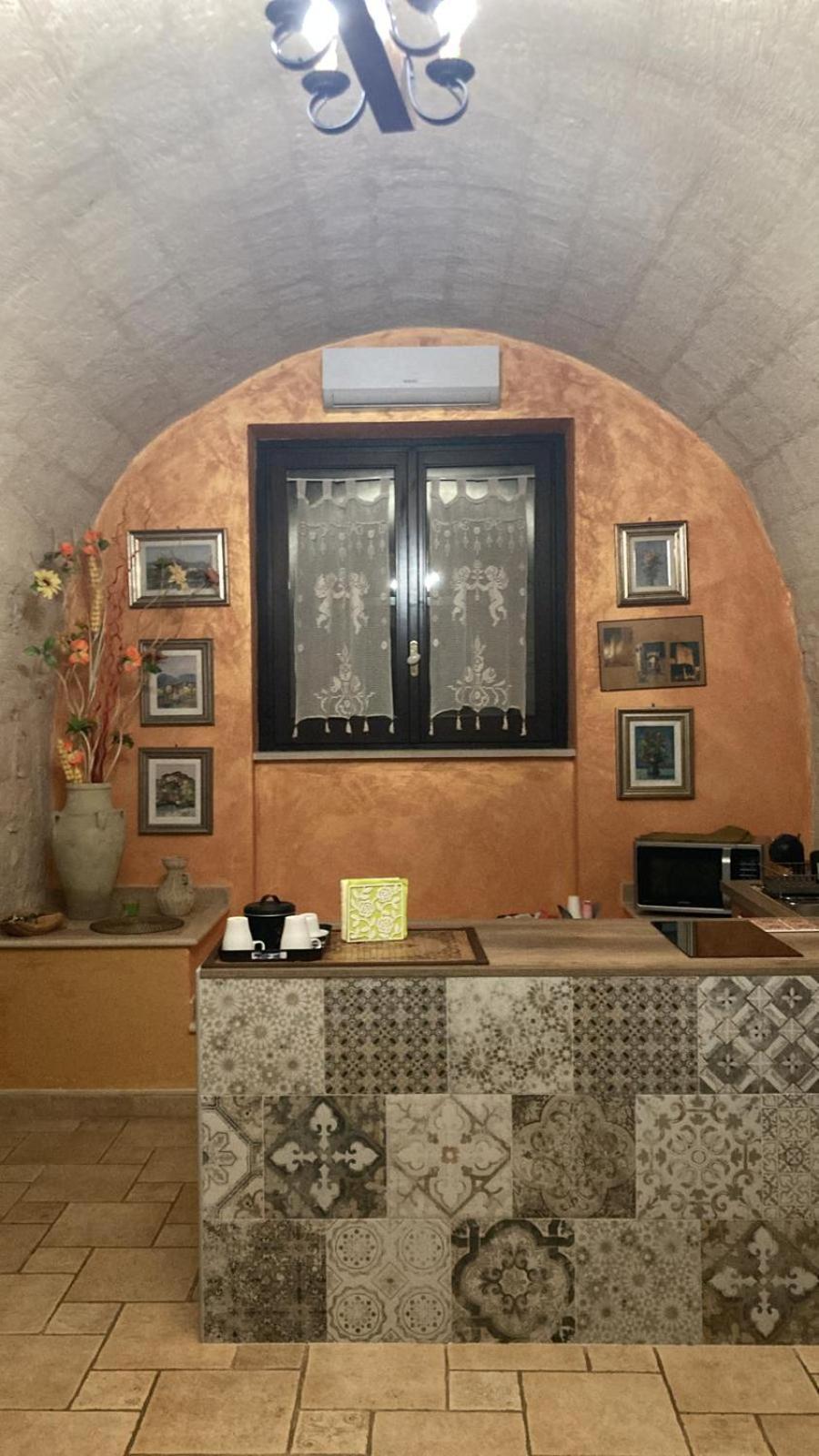 Case Vacanza E Camere In Villa Isabella Con Parcheggio Custodito E Wifi جويا ديل كولي المظهر الخارجي الصورة