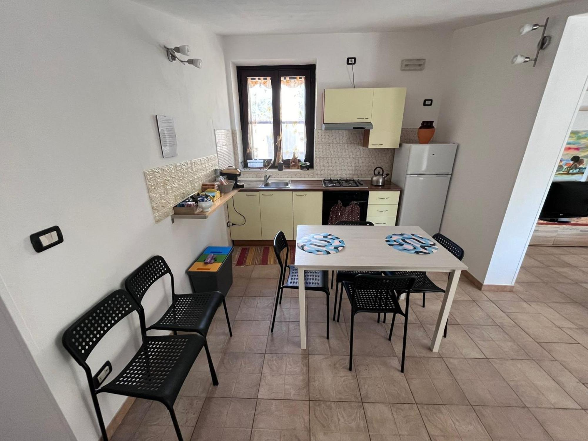 Case Vacanza E Camere In Villa Isabella Con Parcheggio Custodito E Wifi جويا ديل كولي المظهر الخارجي الصورة